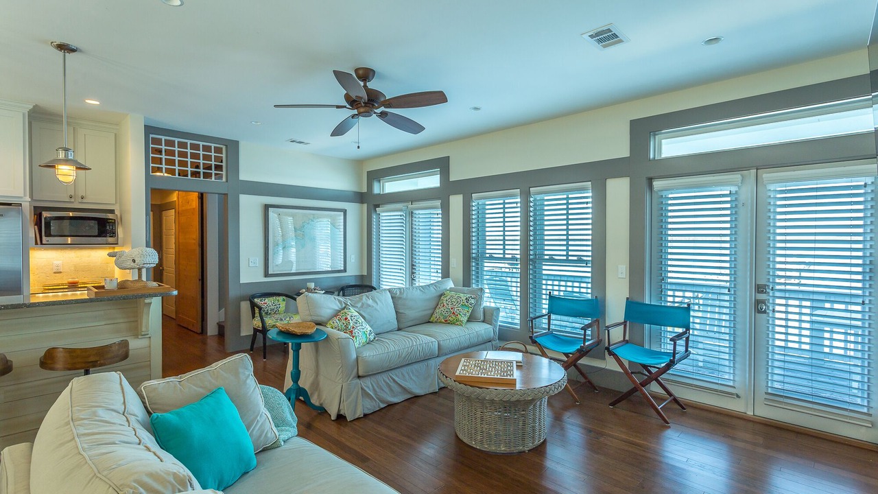 Photo of Livingroom in Alligator Point