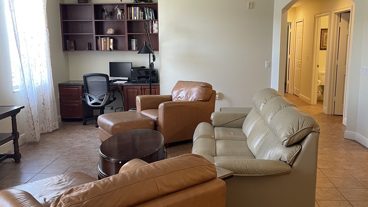 Photo of Livingroom in Pelican