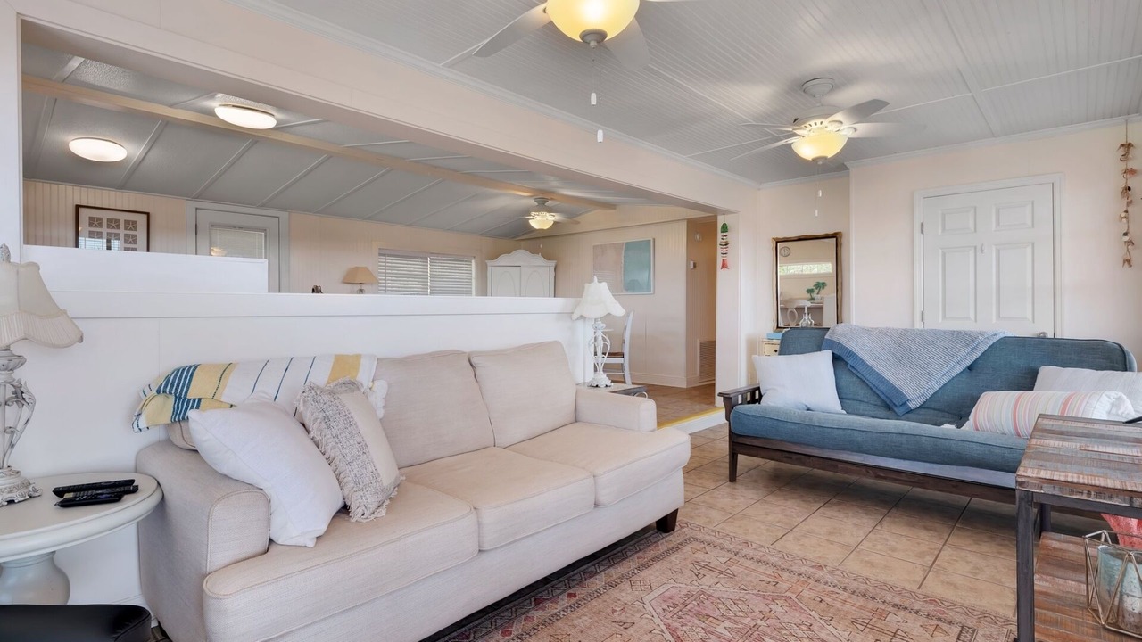 Photo of Livingroom in Salem