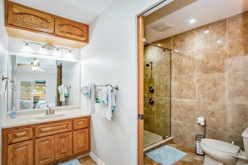 Photo of Bathroom in San Carlos Park
