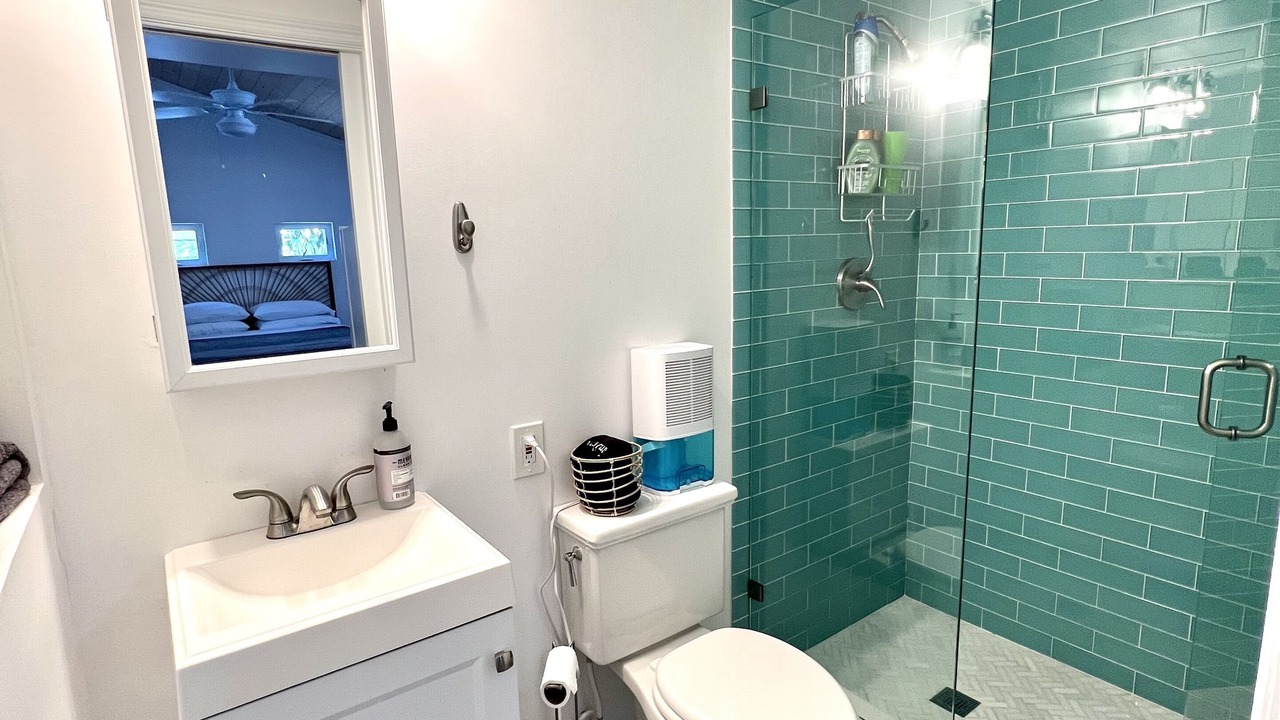 Photo of Bathroom in Flamingo Parks