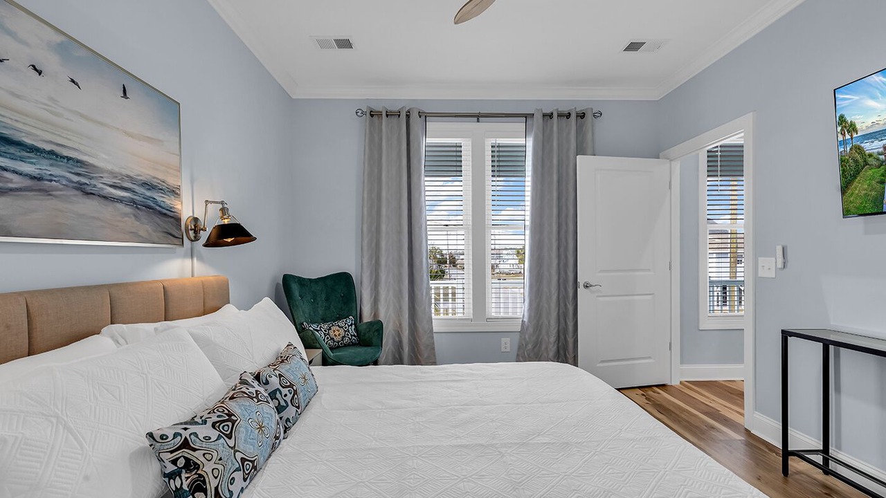 Photo of Bedroom in Cherry Grove Beach