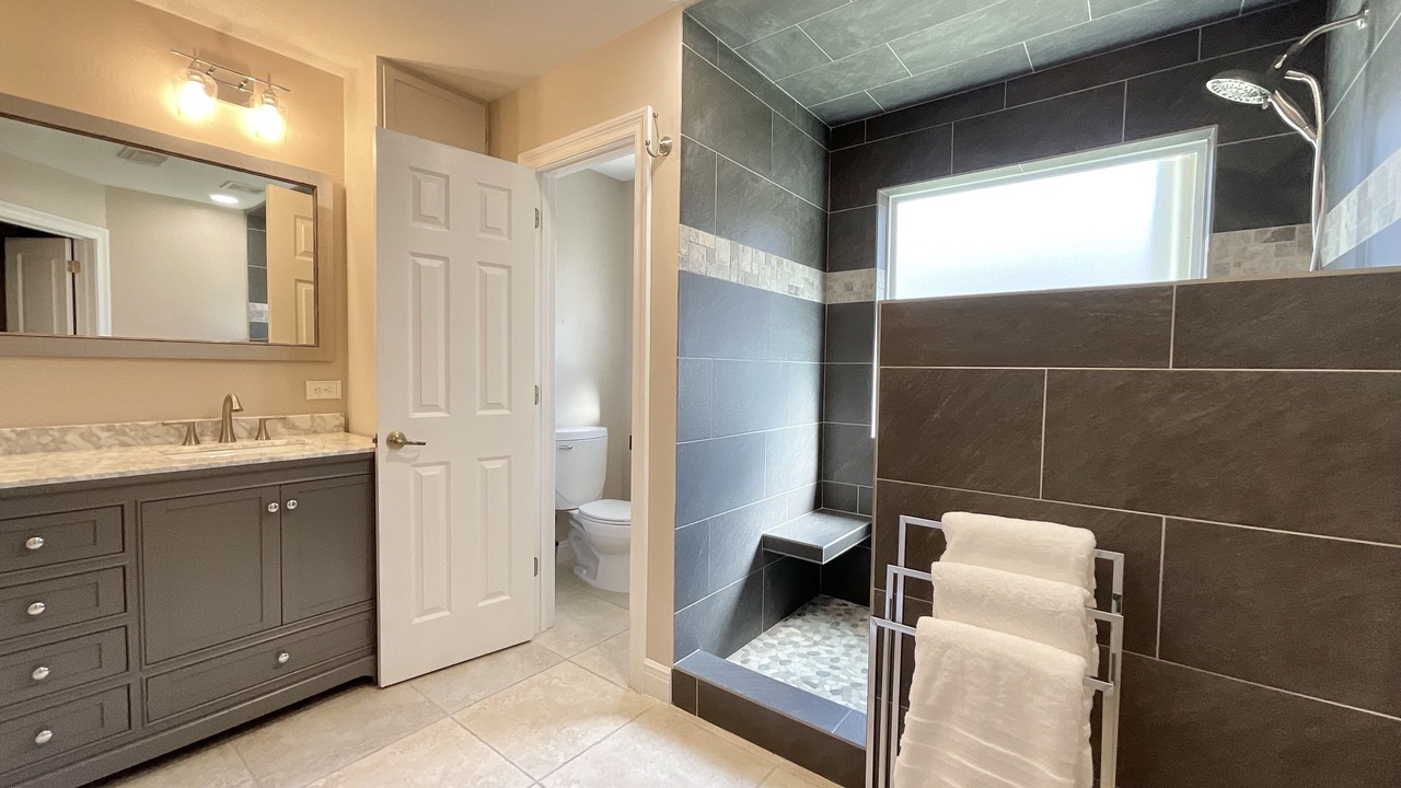 Photo of Bathroom in Gulf Breeze