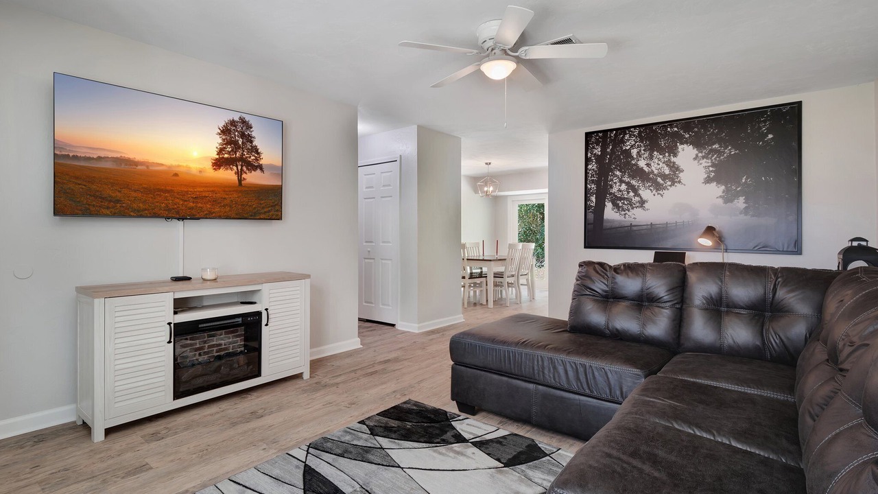Photo of Livingroom in Tallahassee