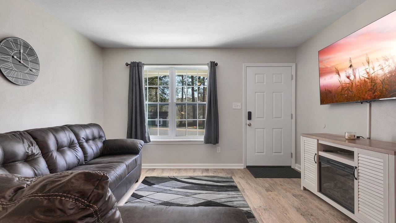 Photo of Livingroom in Tallahassee