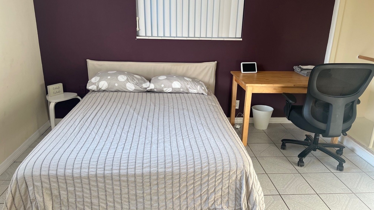 Photo of Bedroom in Pembroke Pines
