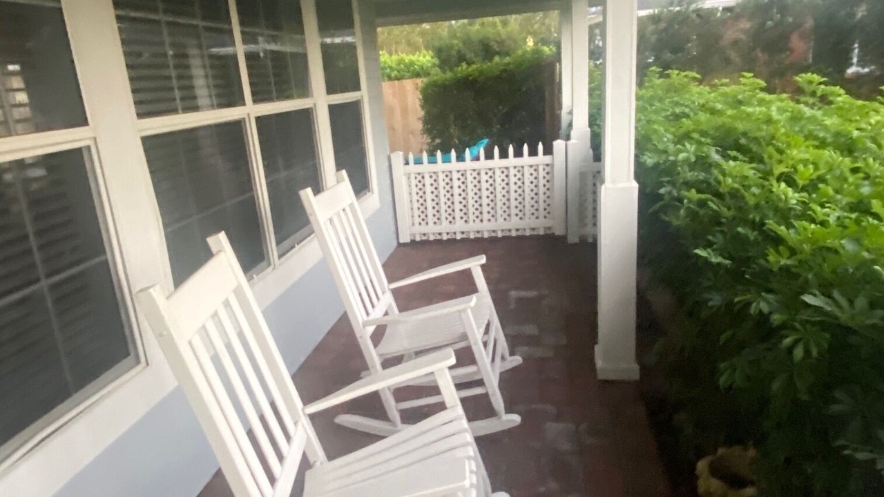 Photo of Patio Balcony in Riverside Park