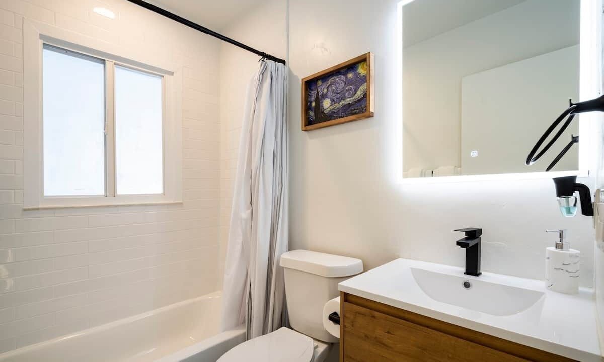 Photo of Bathroom in North East Park