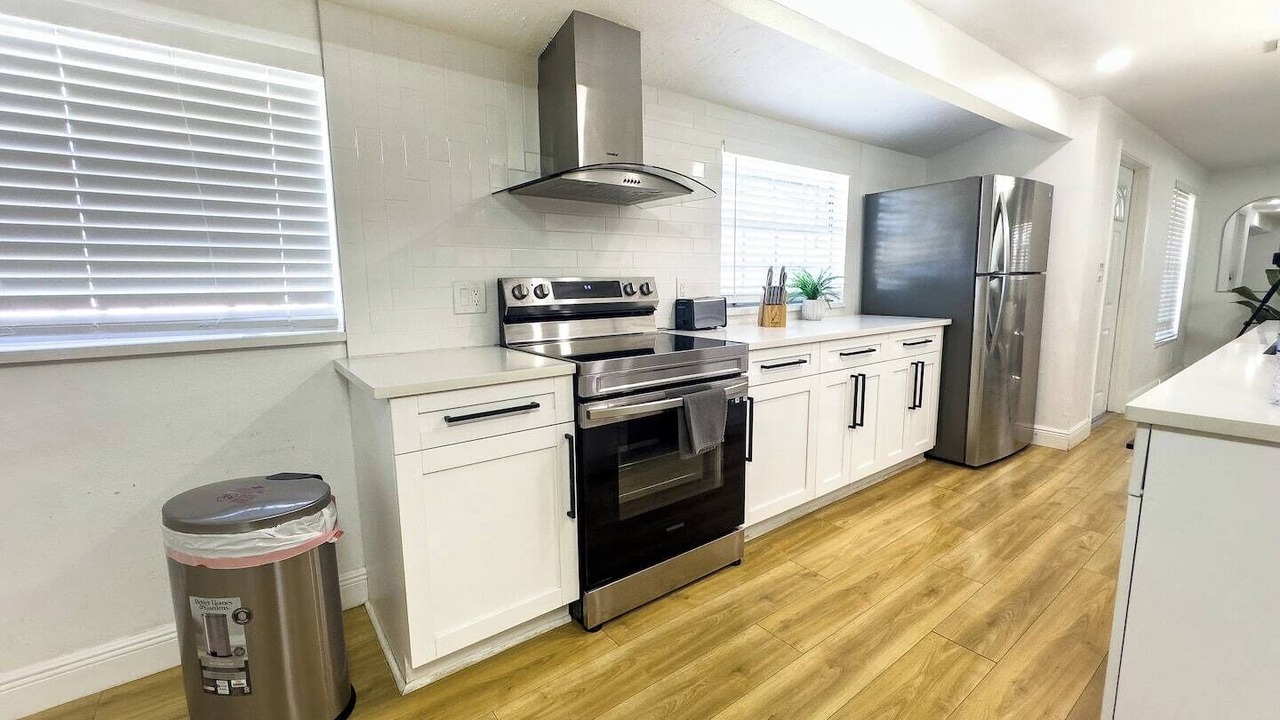 Photo of Kitchen in Egypt Lake-Leto