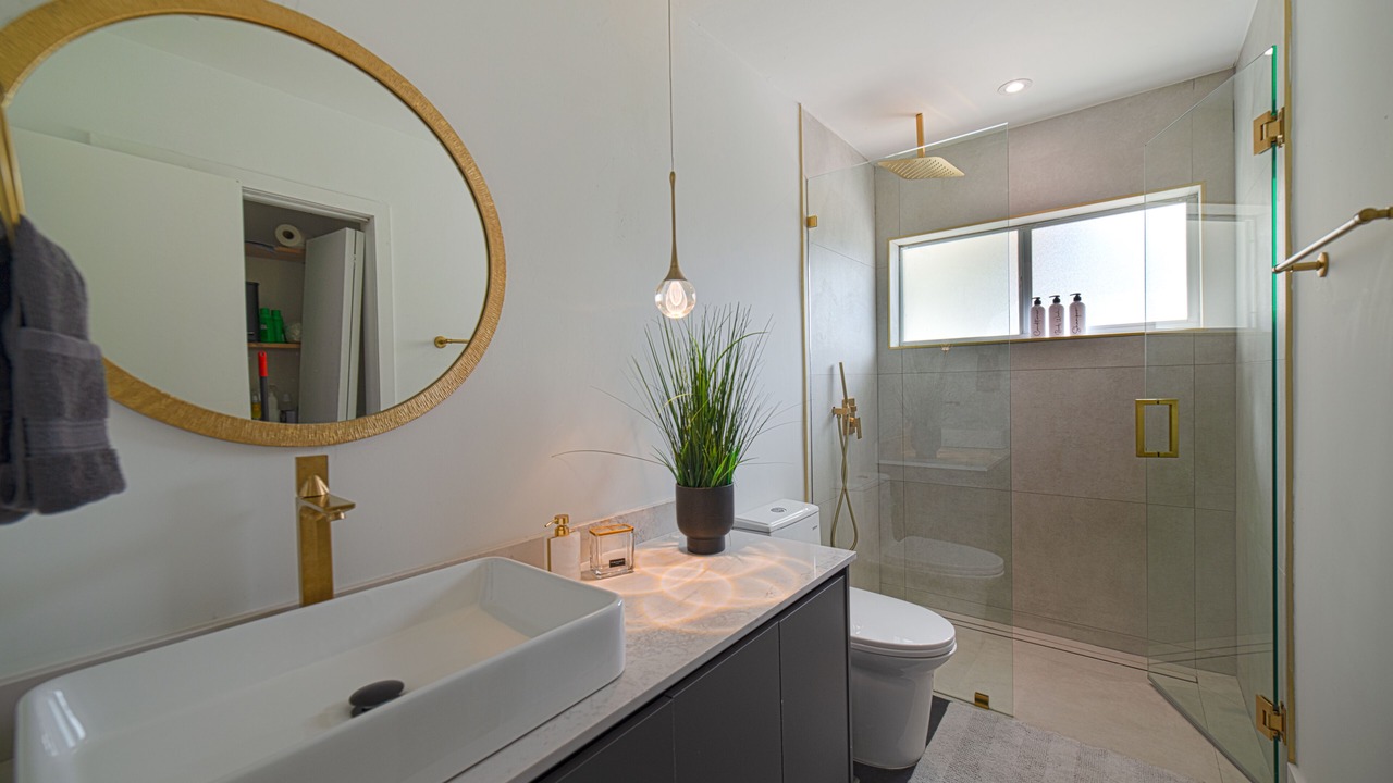 Photo of Bathroom in Cutler Bay