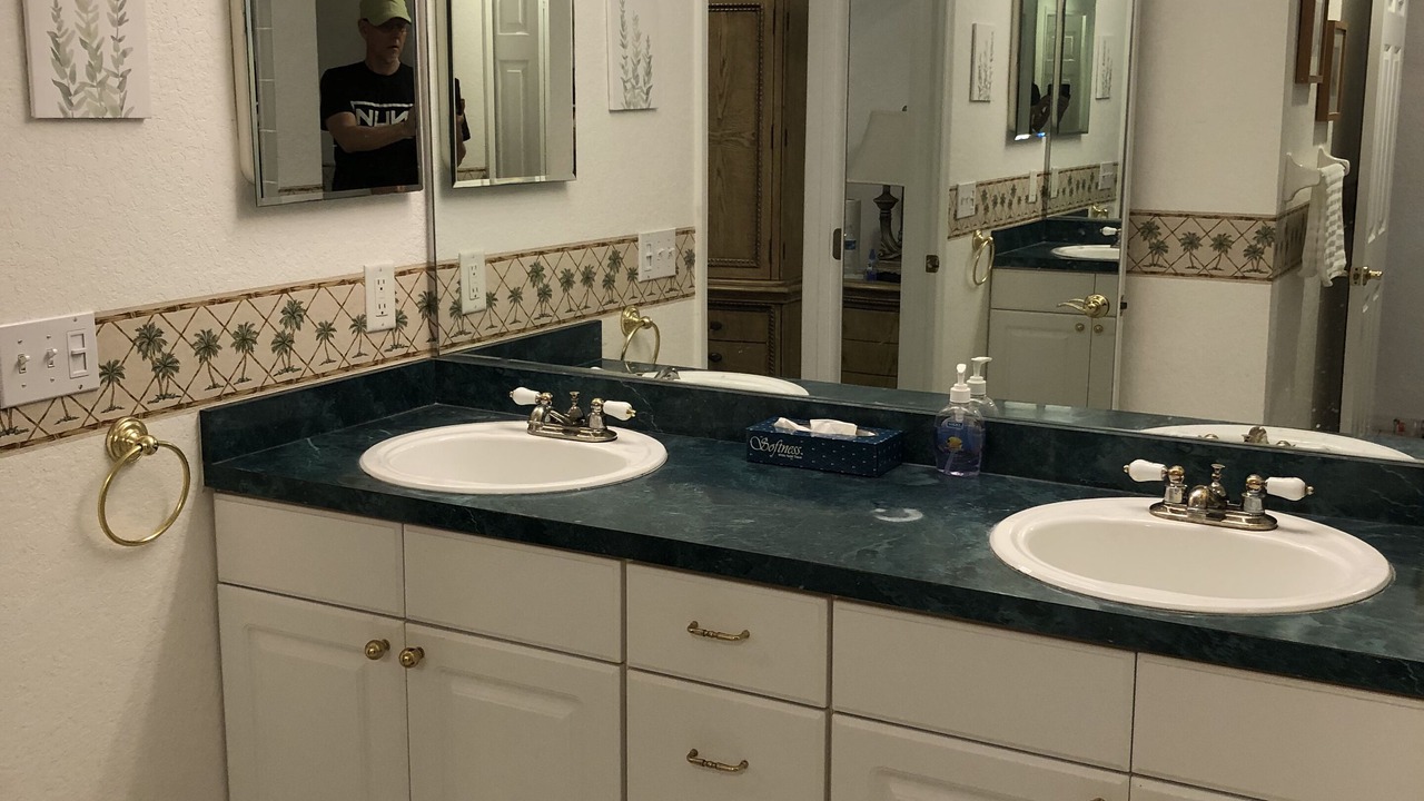 Photo of Bathroom in Lutz