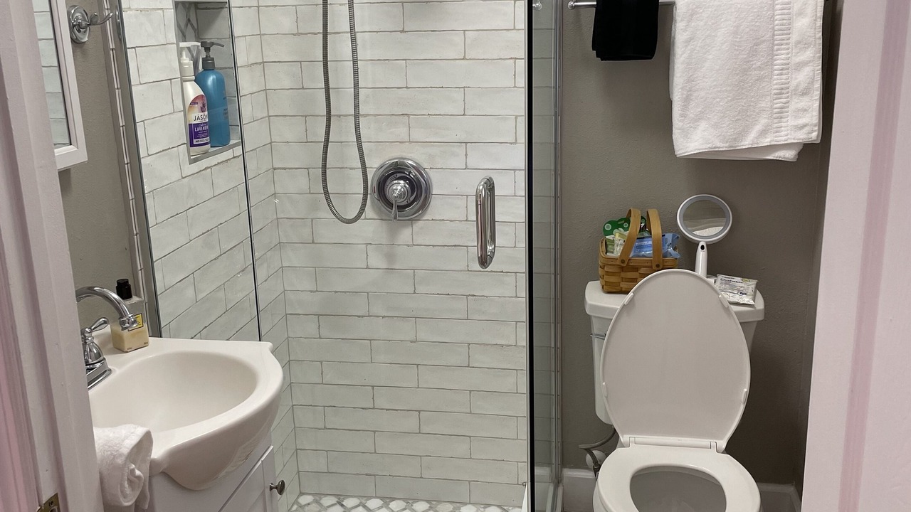 Photo of Bathroom in Tampa Heights