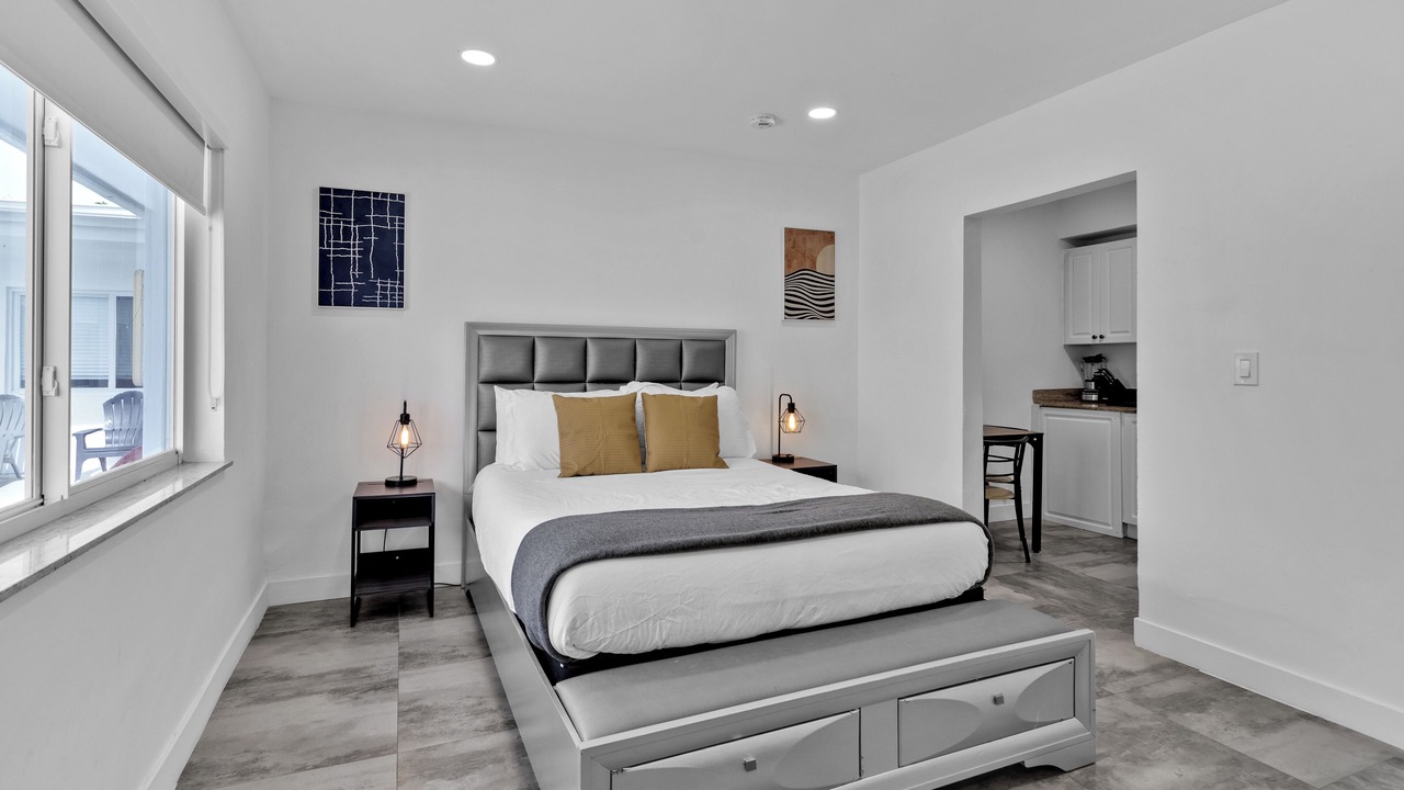 Photo of Bedroom in South Lake