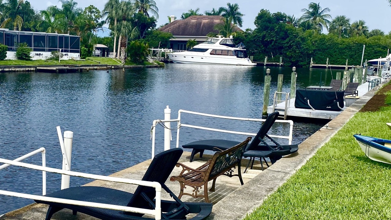 Photo of Others in Lochmoor Waterway Estates