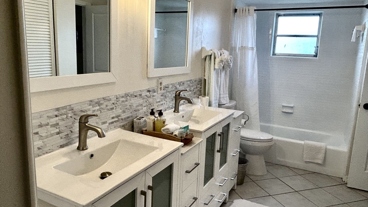 Photo of Bathroom in Lochmoor Waterway Estates