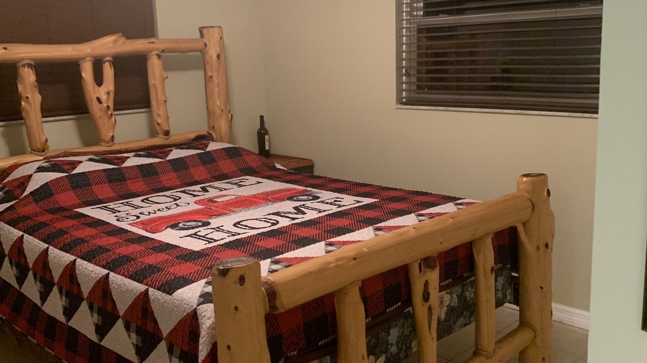 Photo of Bedroom in Polk City