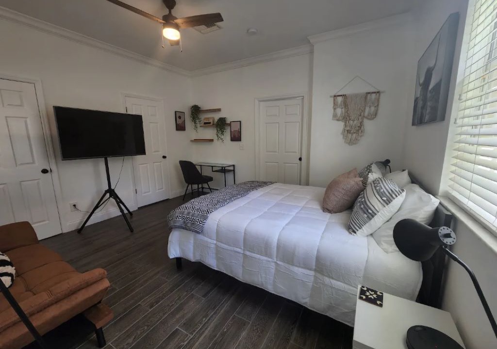 Photo of Bedroom in Ballast Point