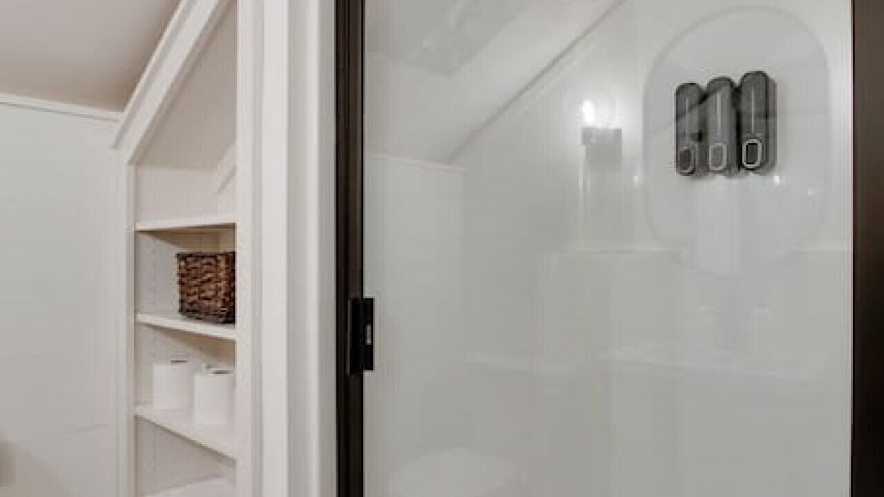 Photo of Bathroom in Groveoak