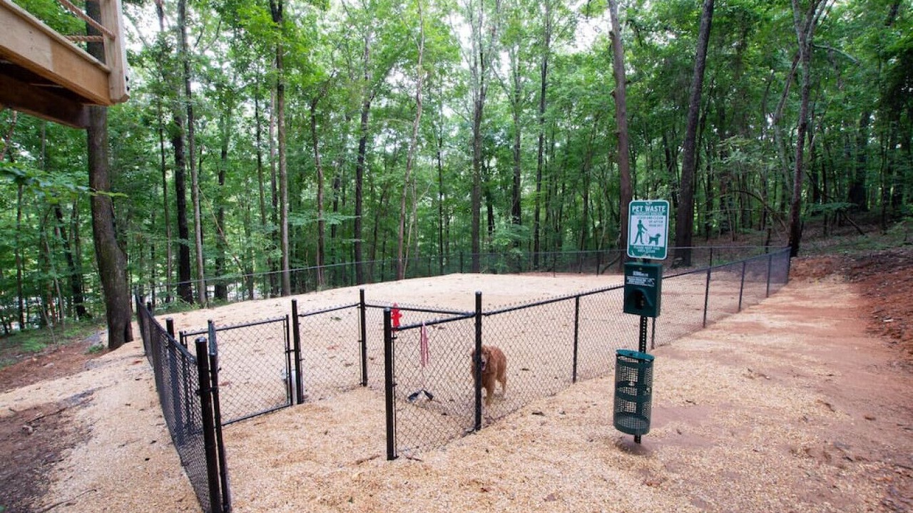 Photo of Outdoor in Groveoak