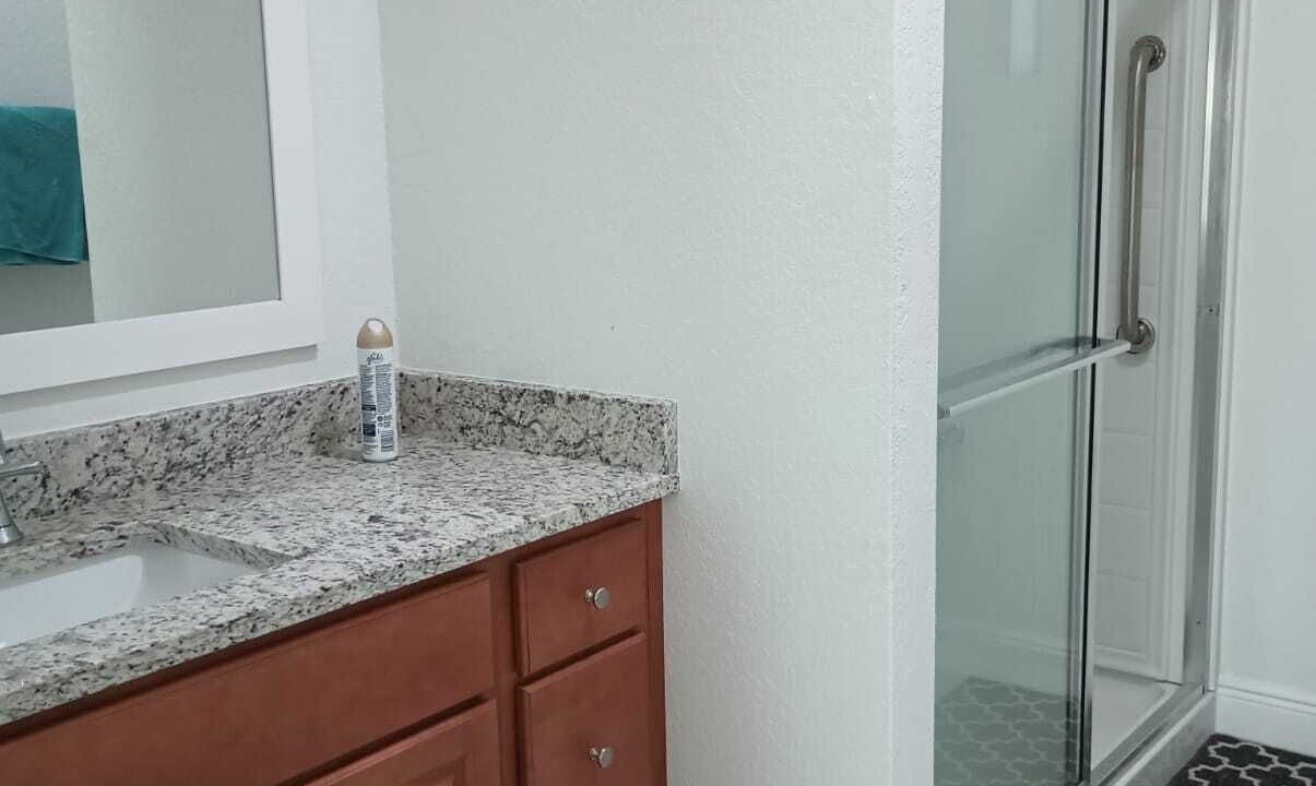 Photo of Bathroom in Tavares