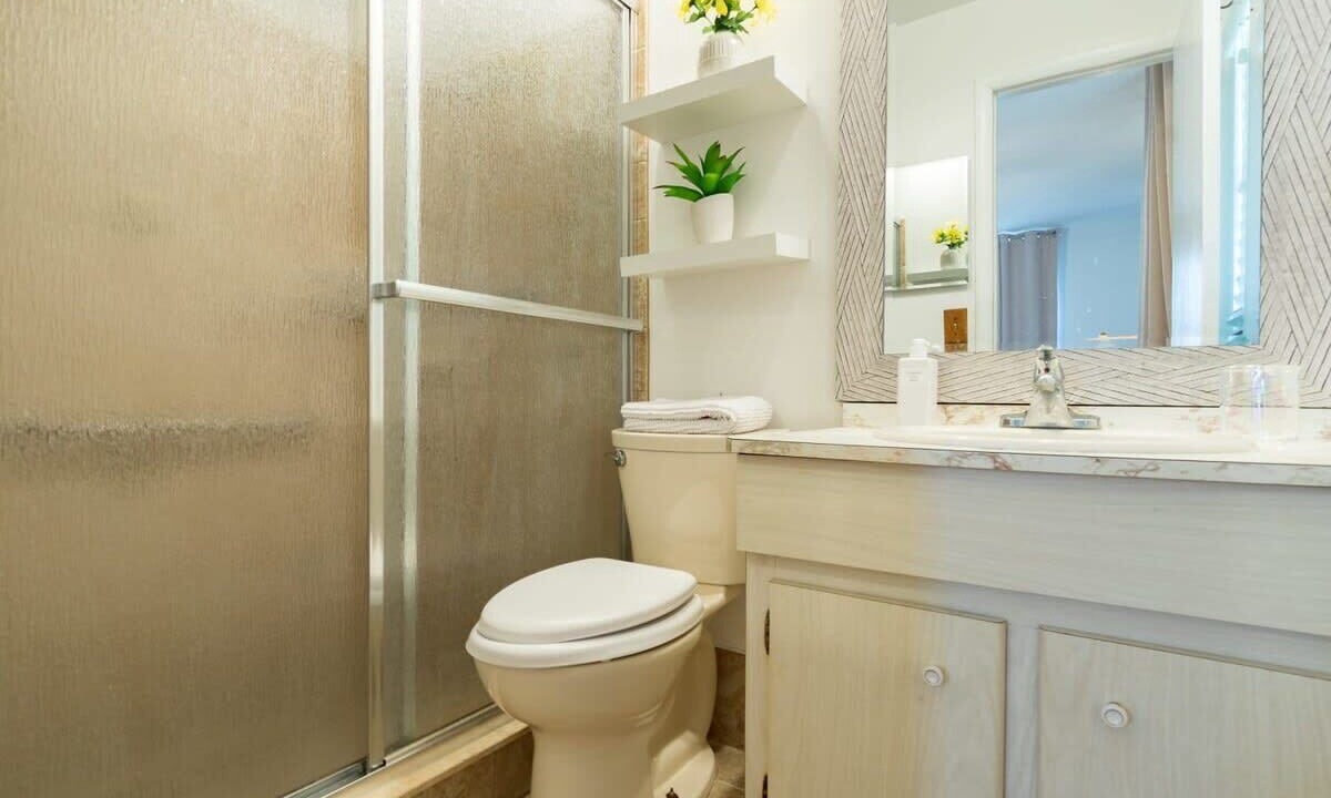 Photo of Bathroom in Rockledge