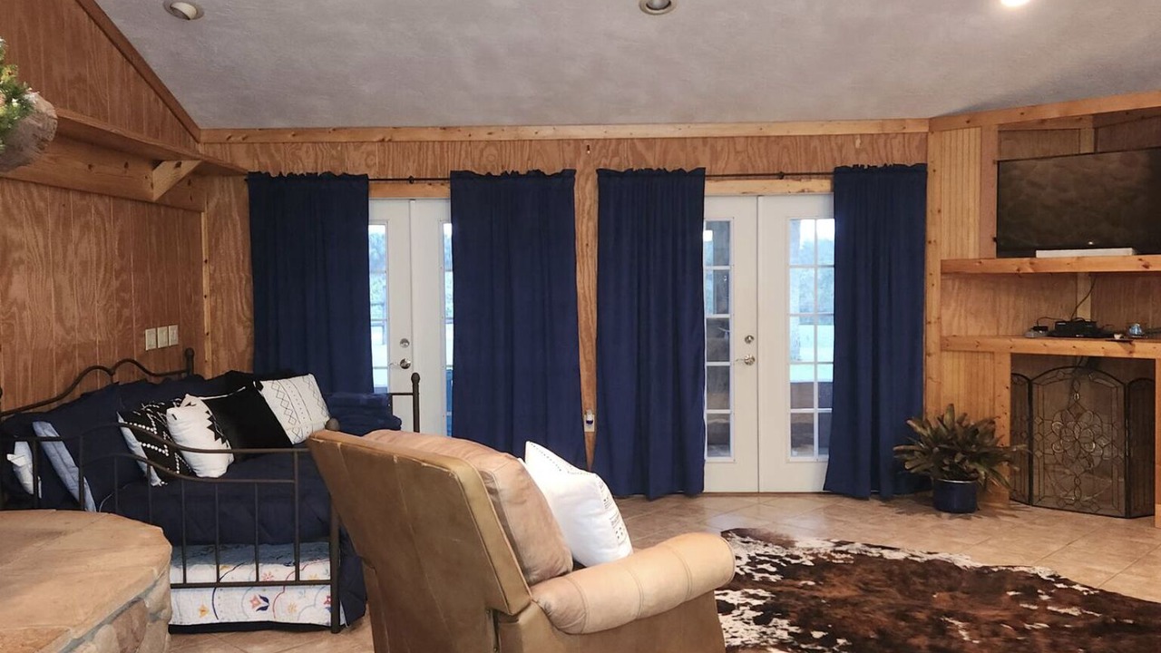 Photo of Livingroom in Okeechobee