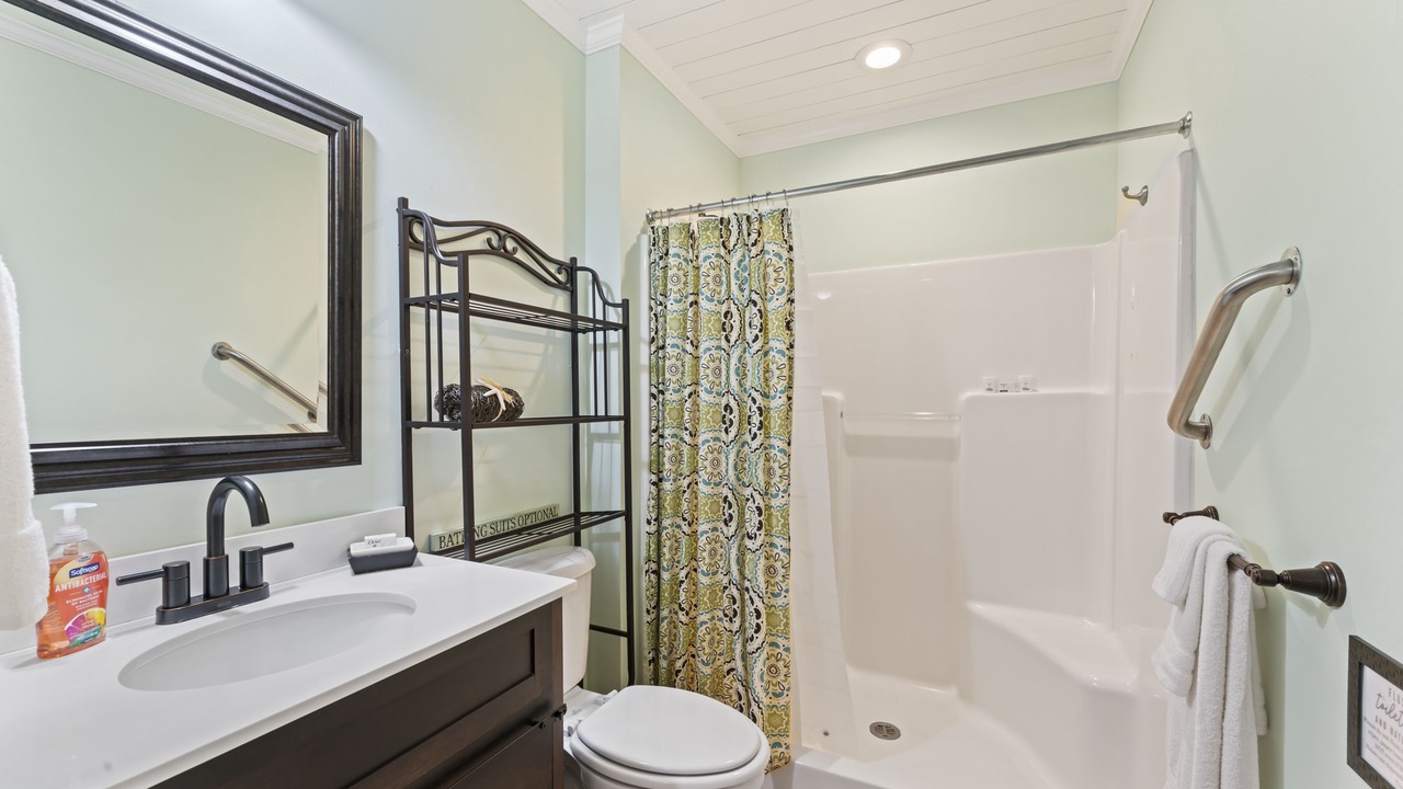 Photo of Bathroom in Fruit Cove