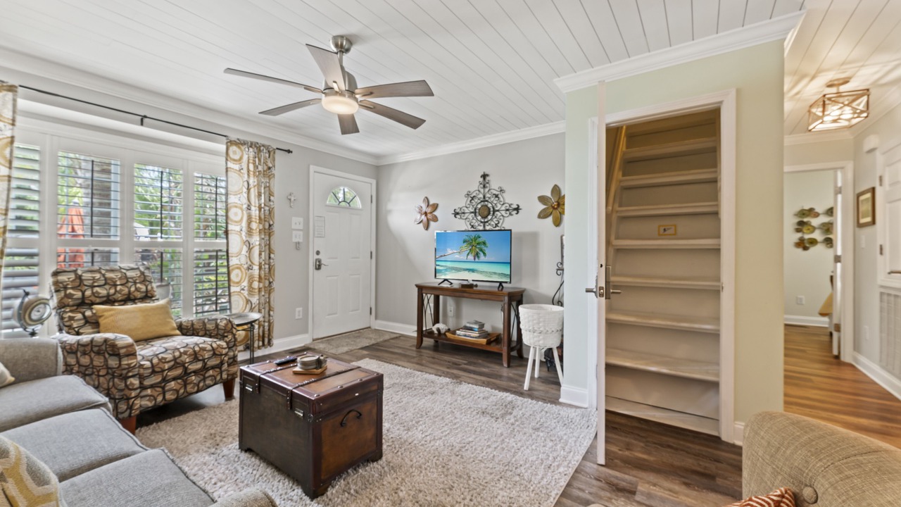 Photo of Livingroom in Fruit Cove