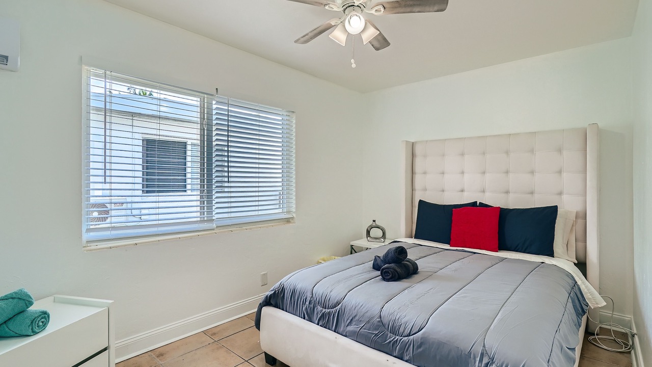 Photo of Bedroom in Palm Beach Shores