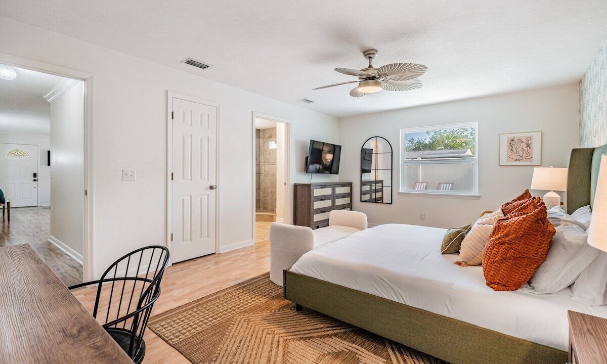 Photo of Bedroom in Ballast Point