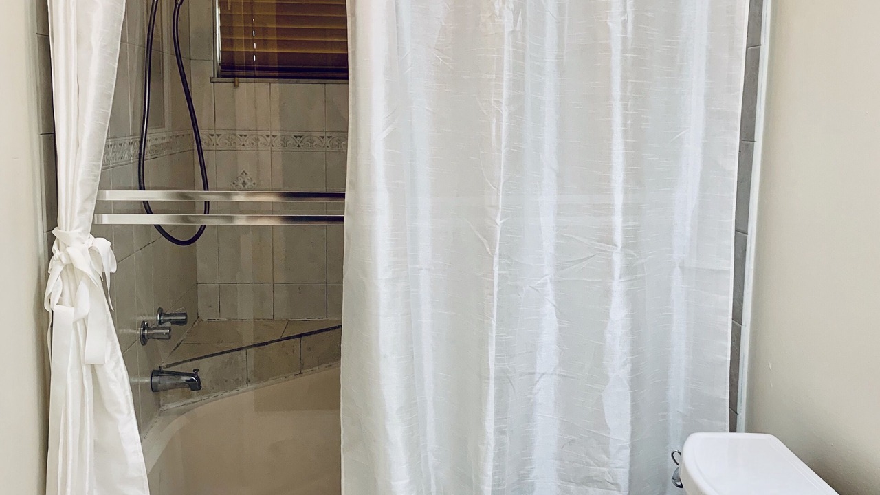 Photo of Bathroom in Davie