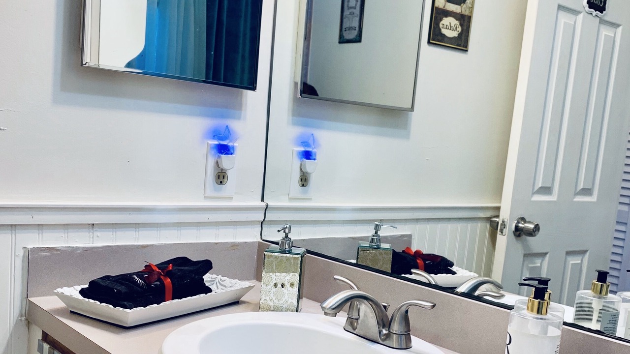 Photo of Bathroom in Davie