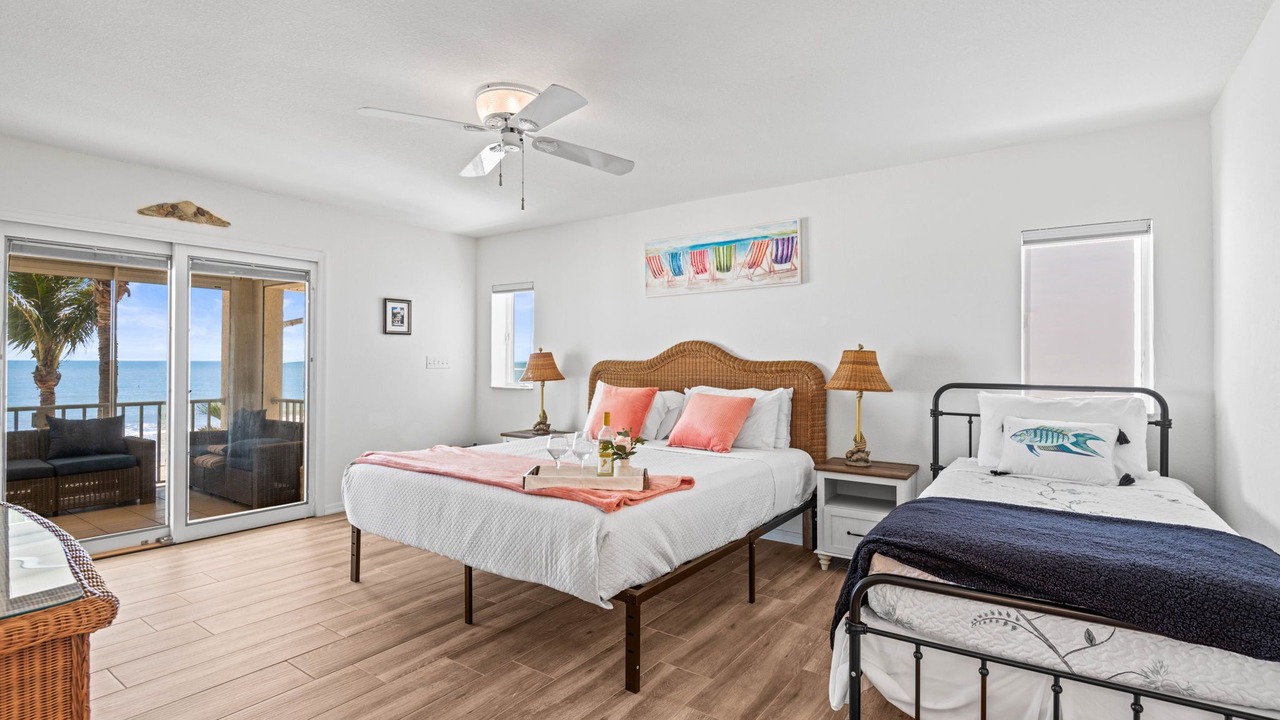 Photo of Bedroom in Redington Beach