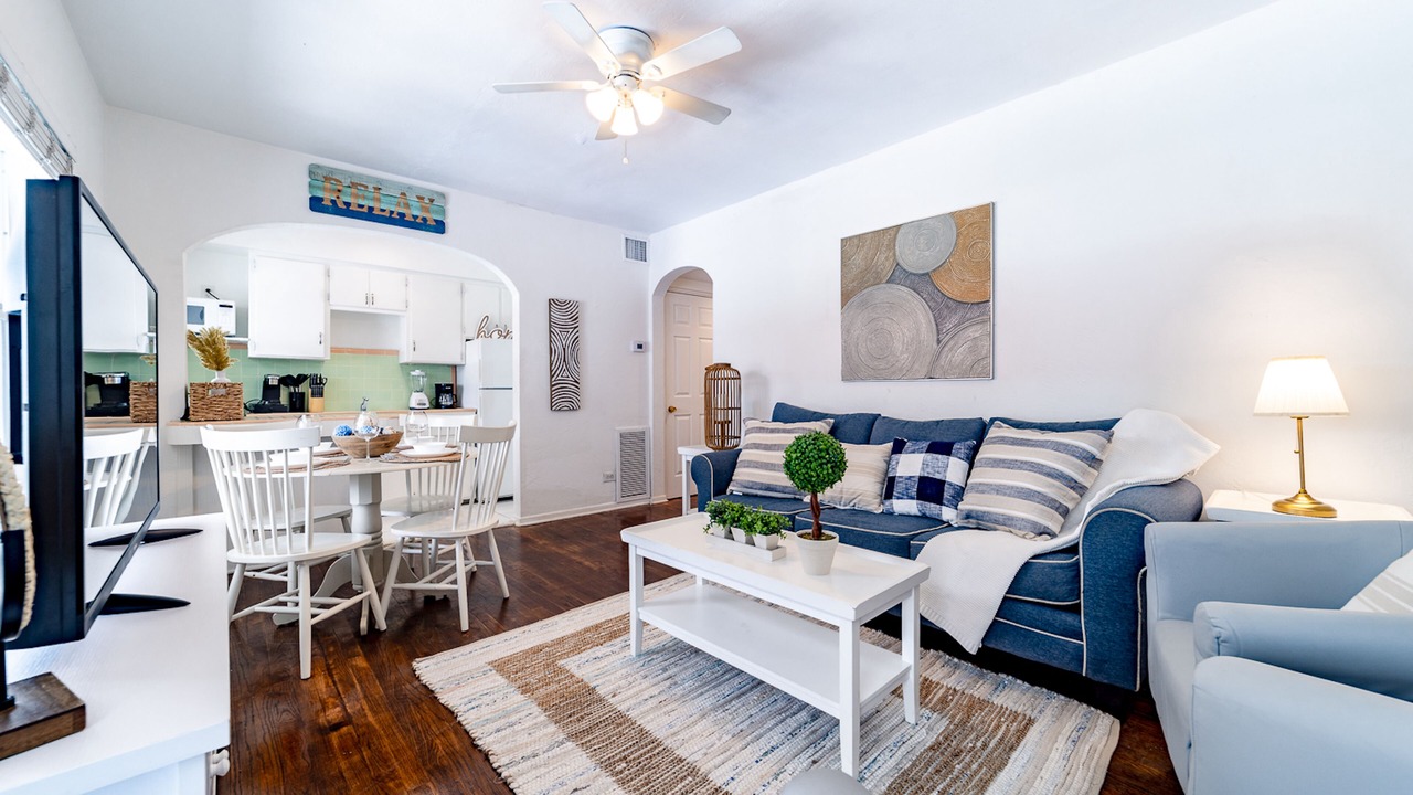 Photo of Livingroom in Coral Ridge