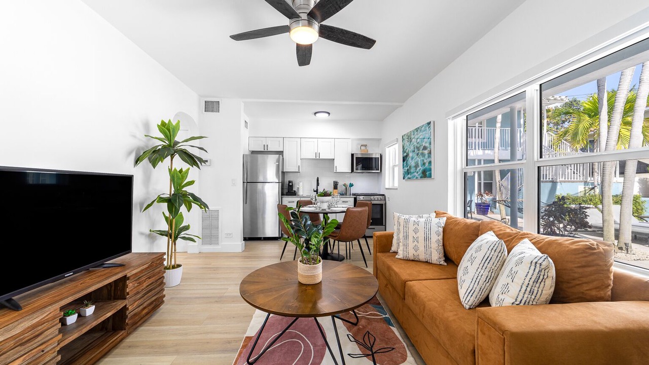 Photo of Bedroom in Coral Ridge