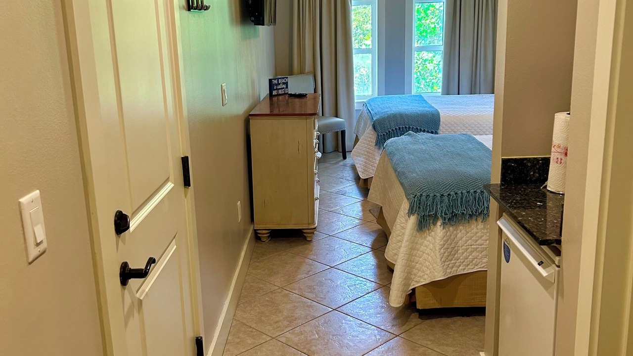 Photo of Bedroom in Baytowne Wharf