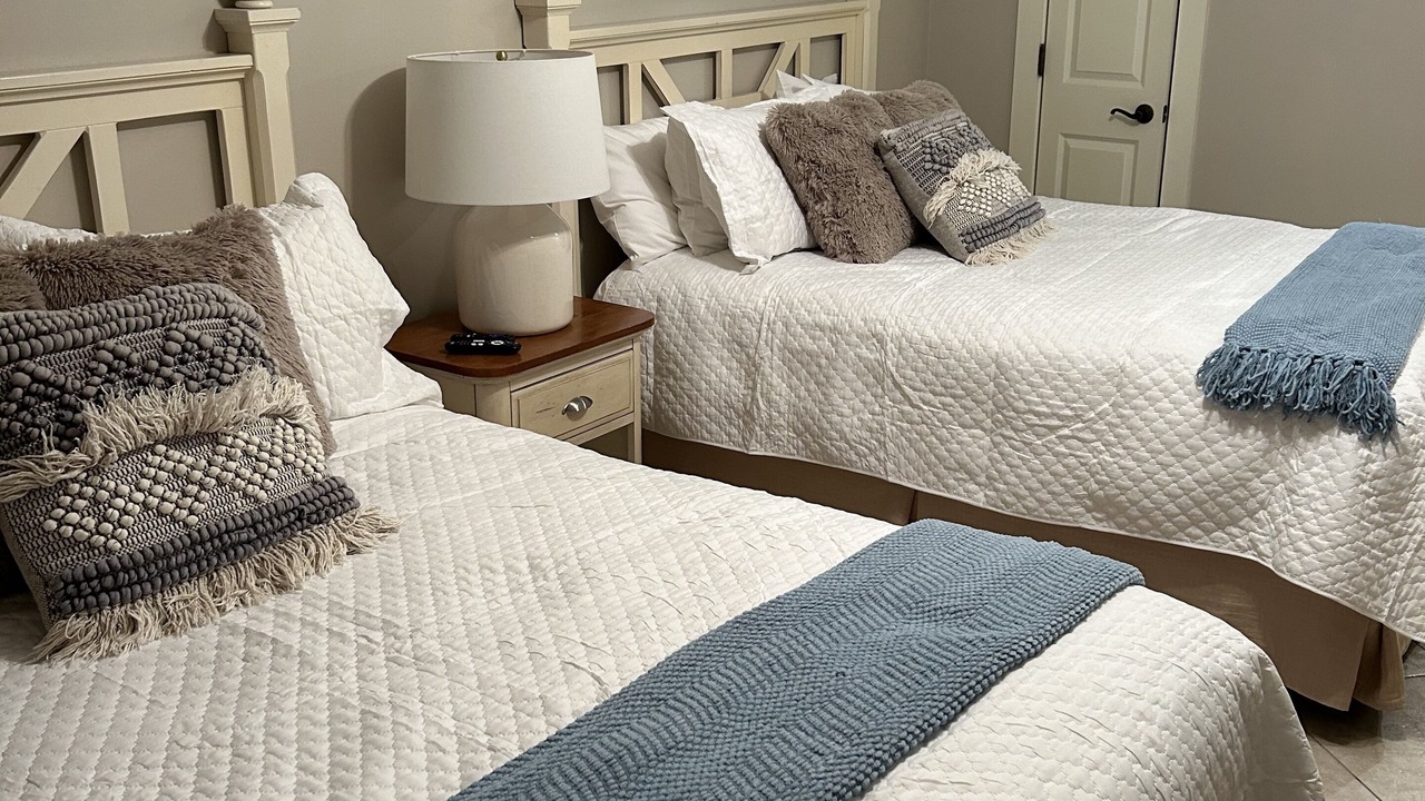 Photo of Bedroom in Baytowne Wharf