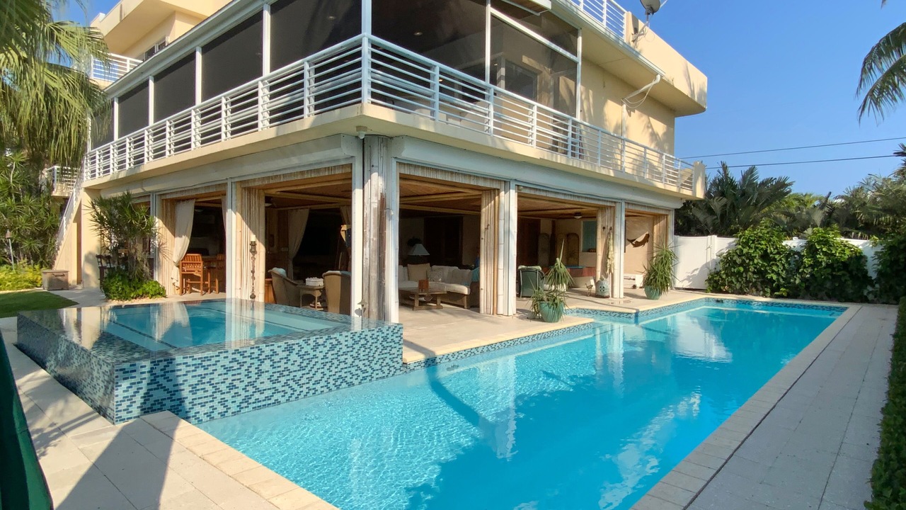Photo of Outdoor in Venetian Shores