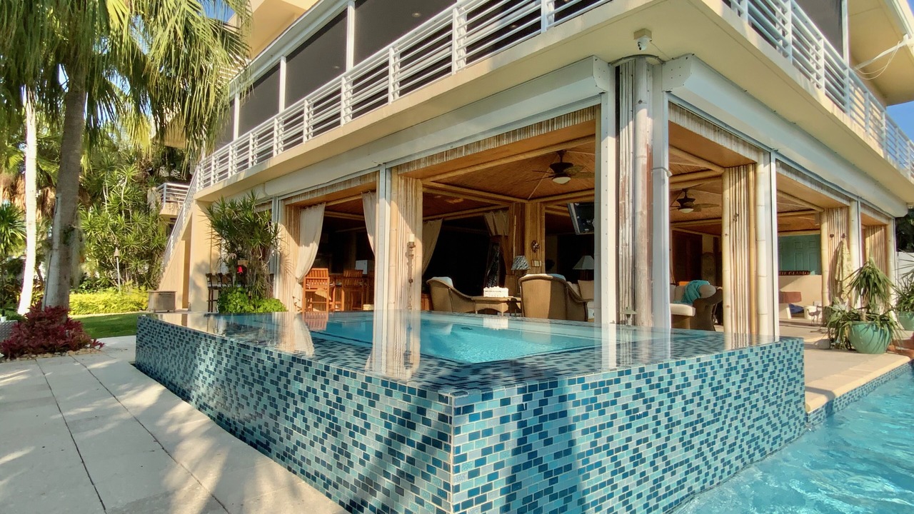 Photo of Outdoor in Venetian Shores