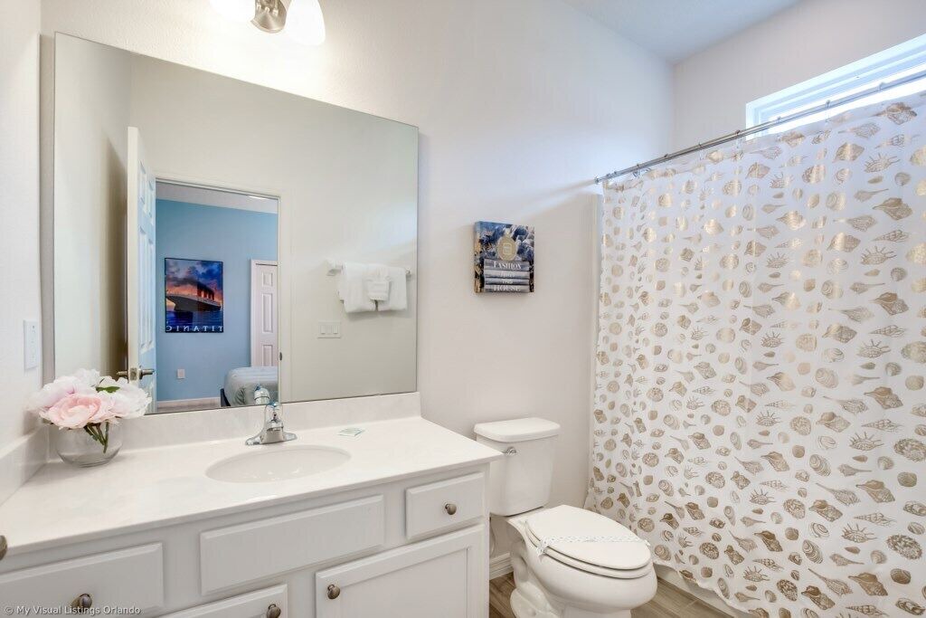 Photo of Bathroom in Loughman