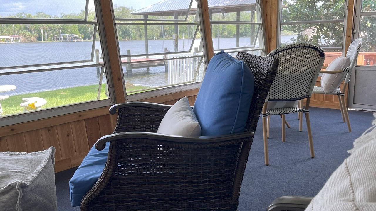 Photo of Bedroom in Homosassa