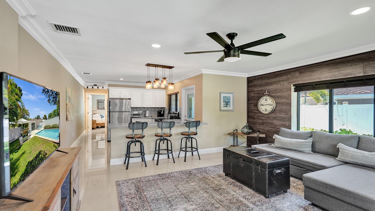 Photo of Livingroom in Lake Ridge
