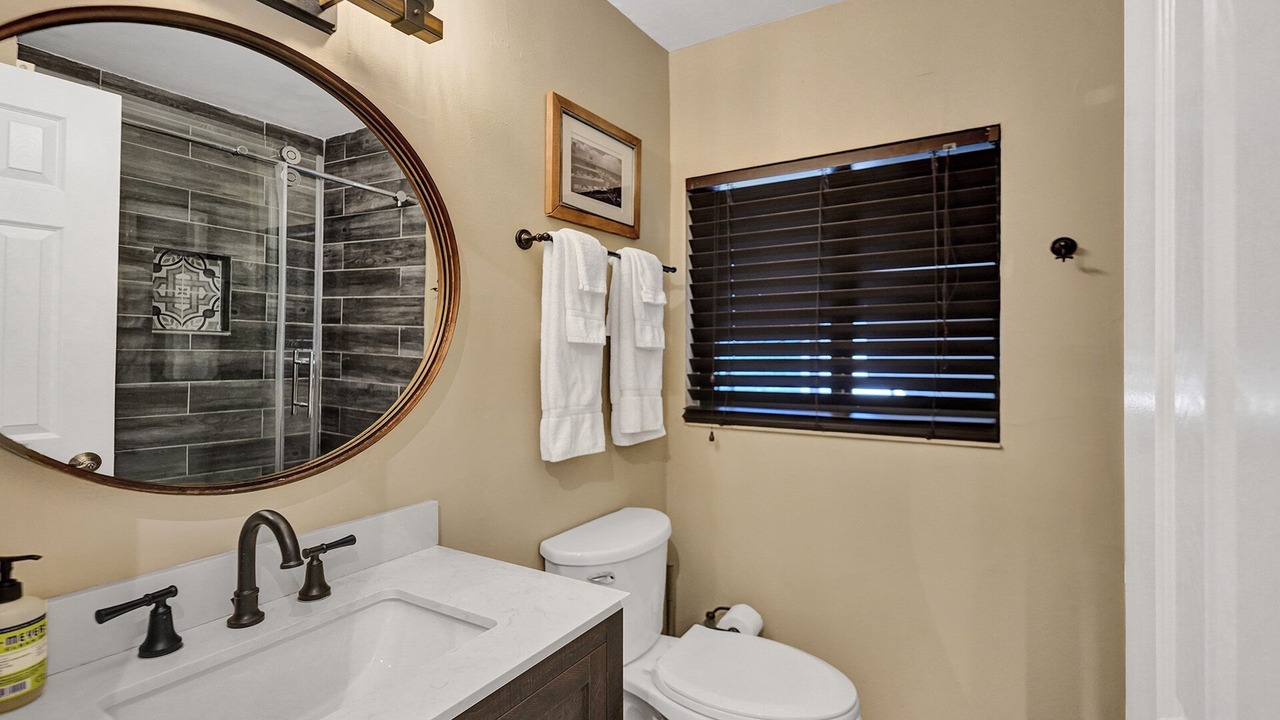 Photo of Bathroom in Lake Ridge