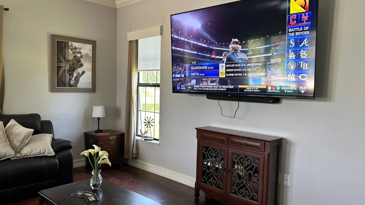 Photo of Livingroom in Okeechobee