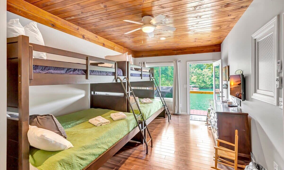 Photo of Bedroom in Indian Oaks