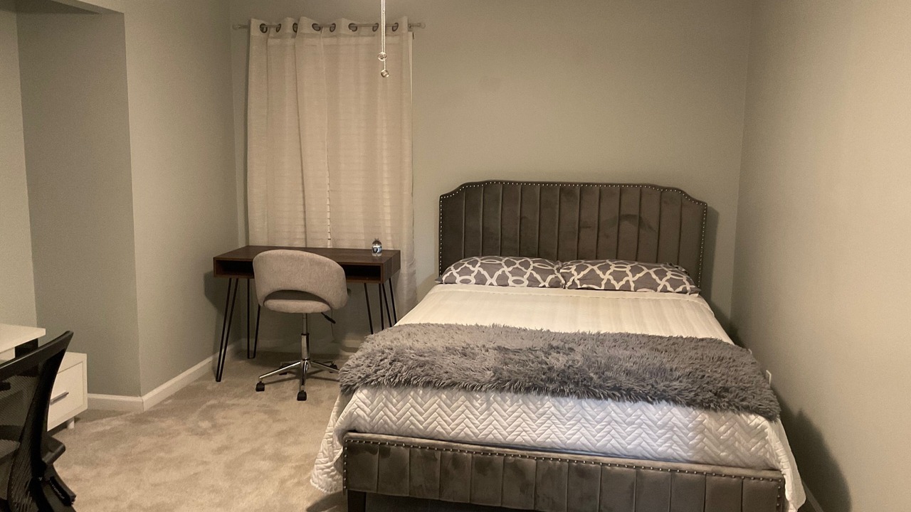 Photo of Bedroom in Lawrenceville