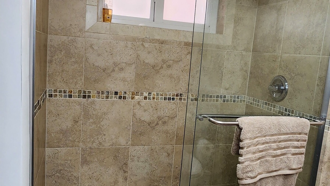 Photo of Bathroom in Surfside