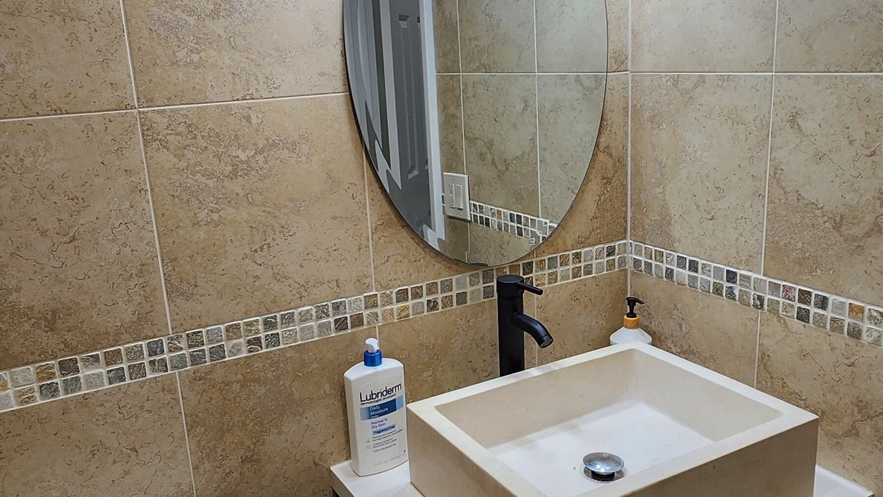 Photo of Bathroom in Surfside