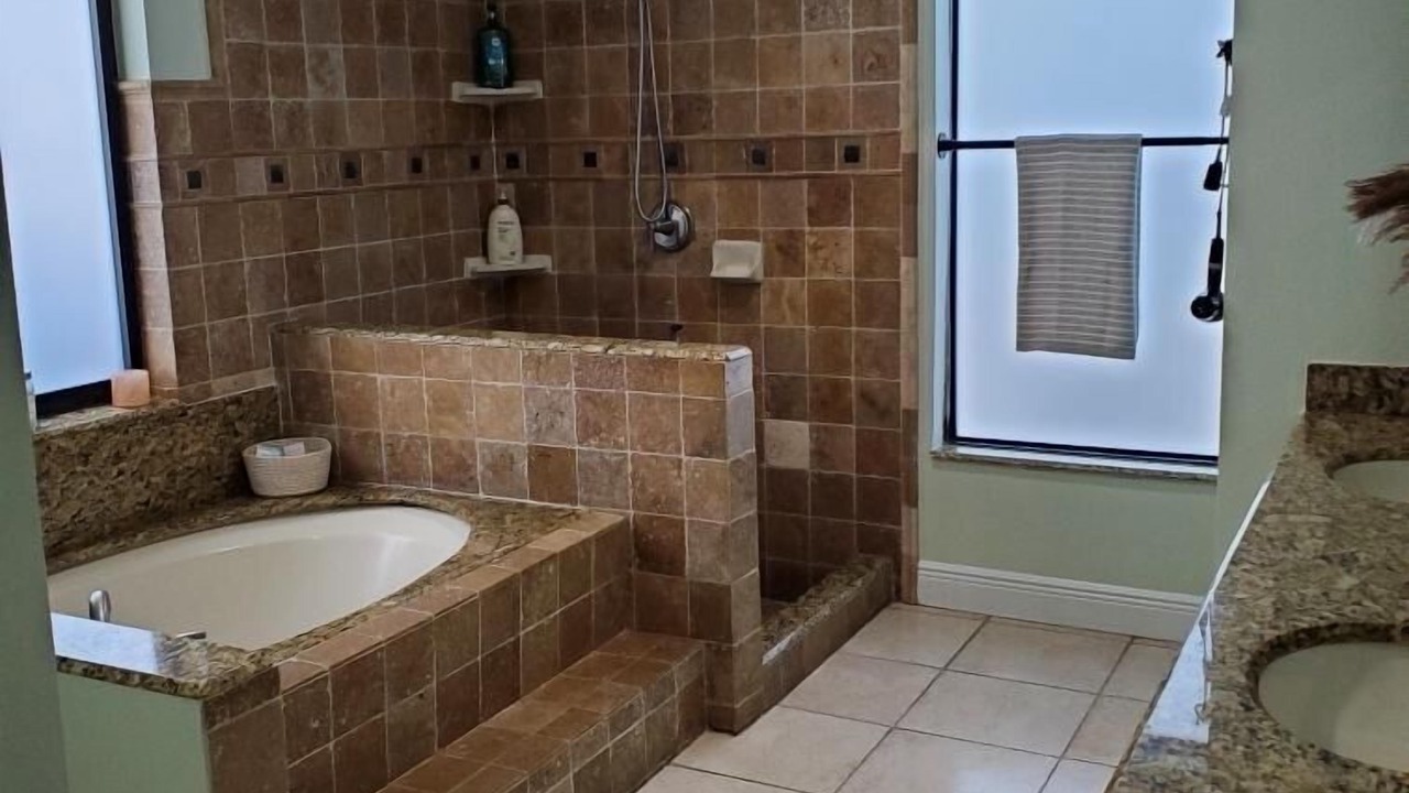 Photo of Bathroom in Port Saint Lucie