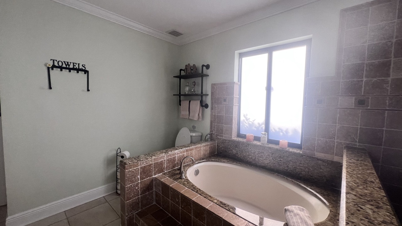 Photo of Bathroom in Port Saint Lucie